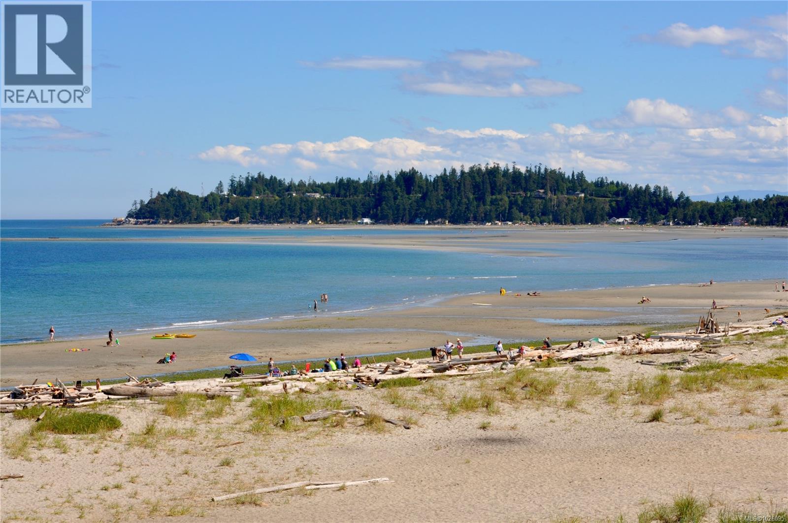 321 Wireless Rd, Comox