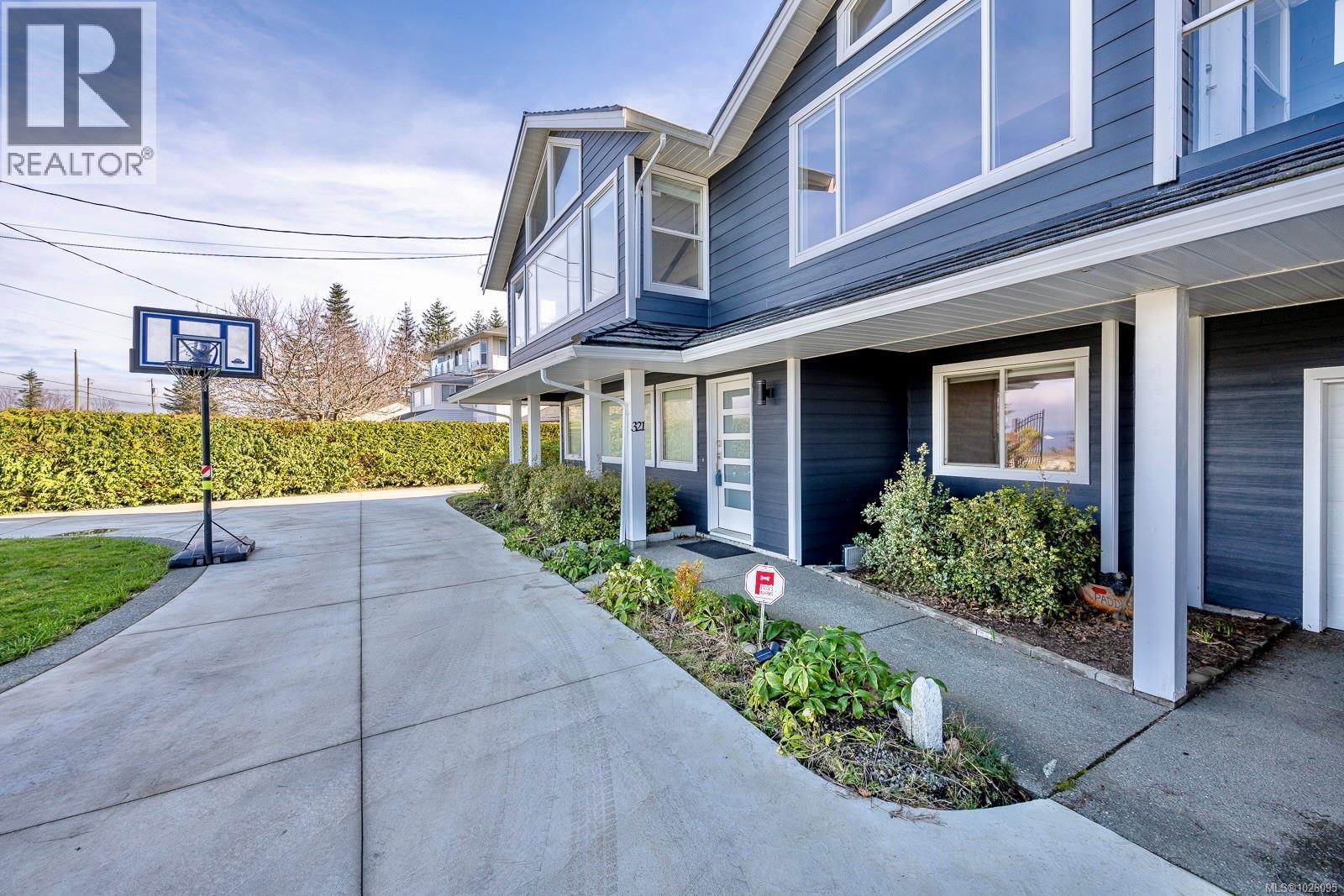 321 Wireless Rd, Comox