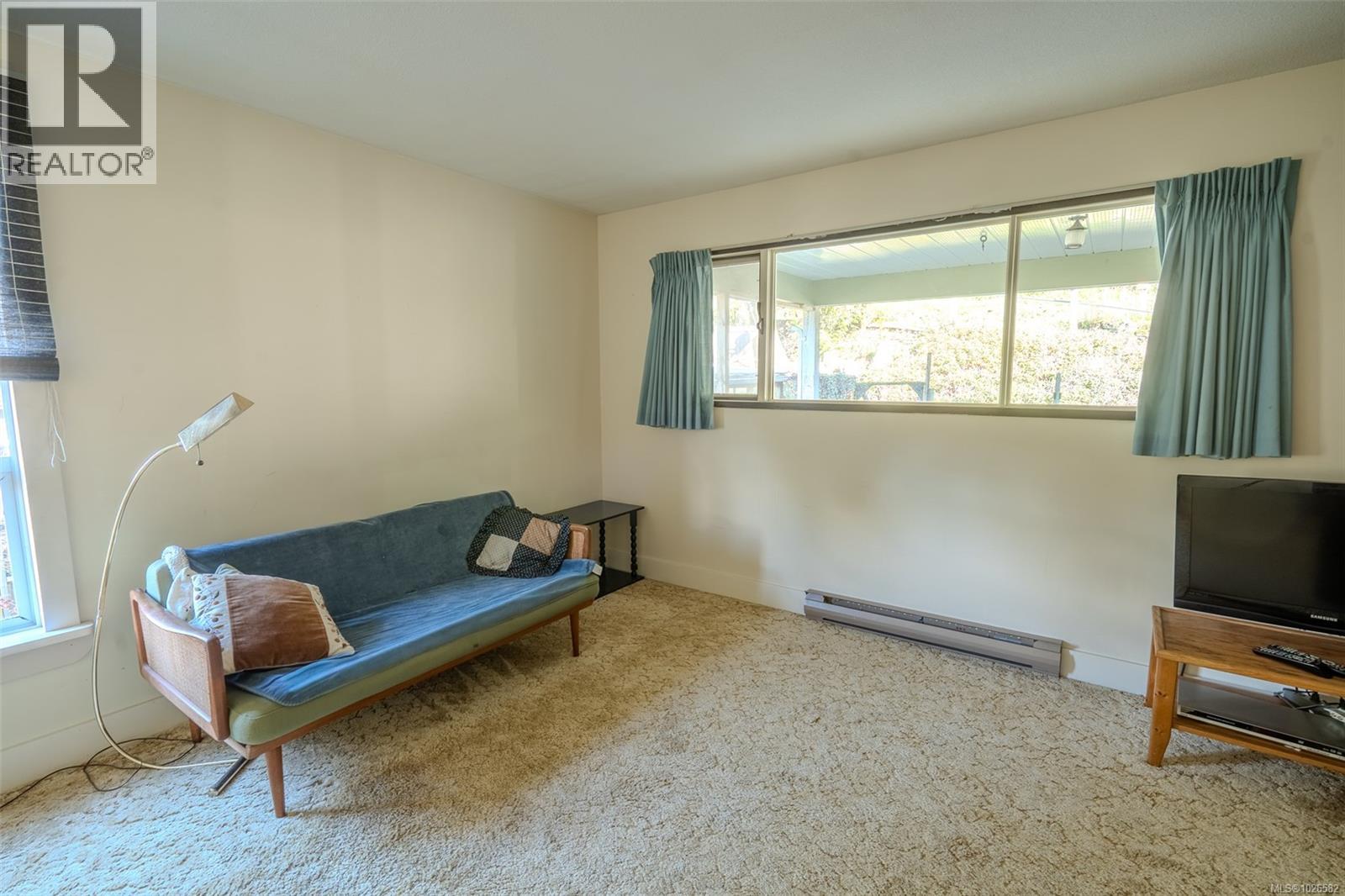 354 Old Scott Rd, Salt Spring