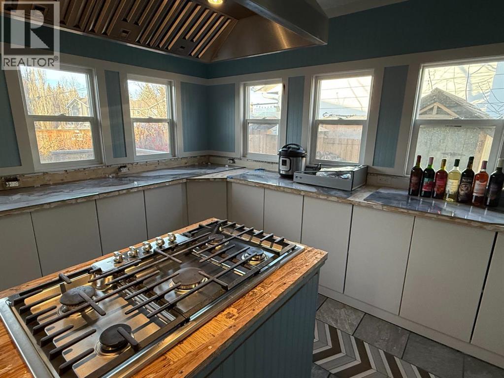 19 Kallbom Crescent - Photo 3 of 23, Whitecourt, Alberta