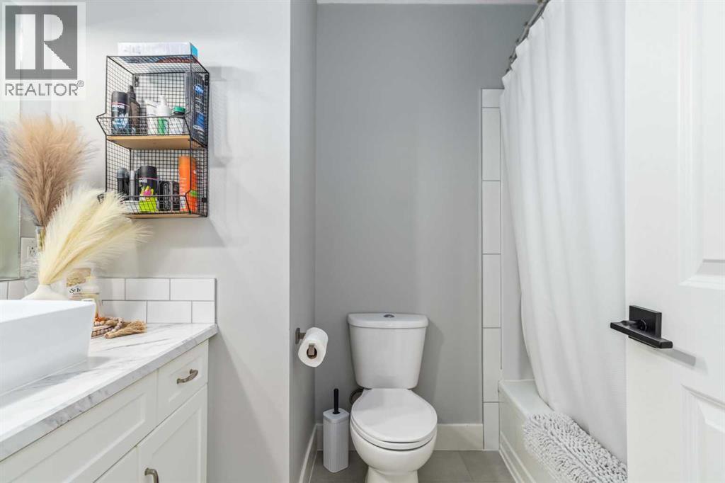 17 CLARK Crescent, Fort McMurray