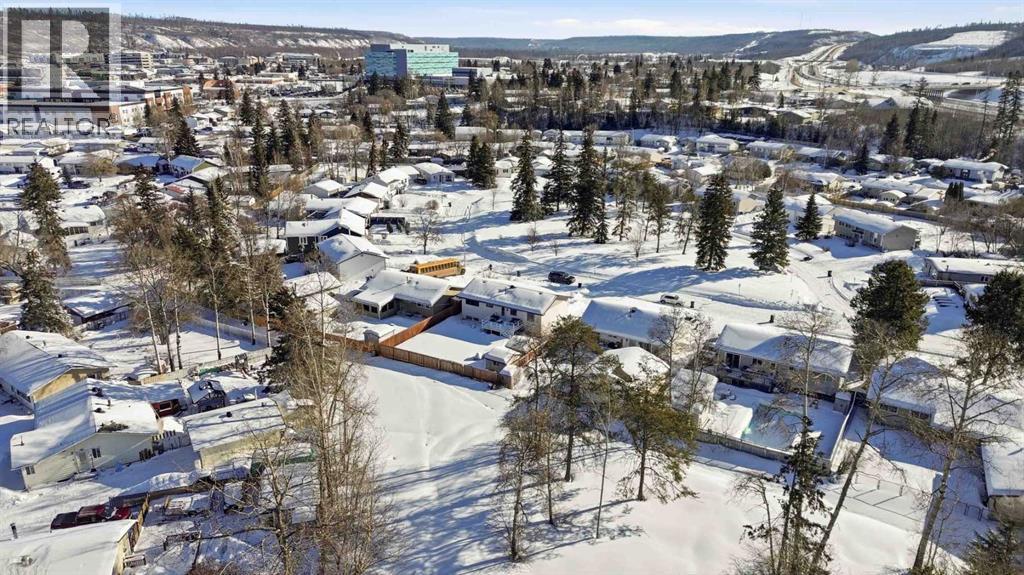 17 CLARK Crescent, Fort McMurray