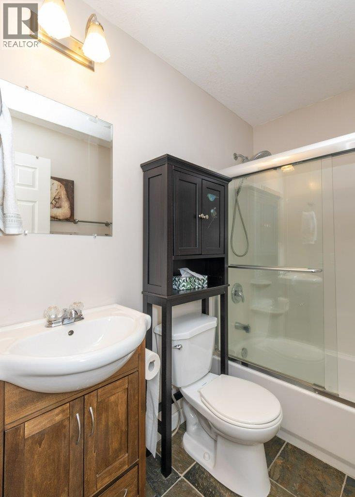 7268 ESTATE PLACE - 14