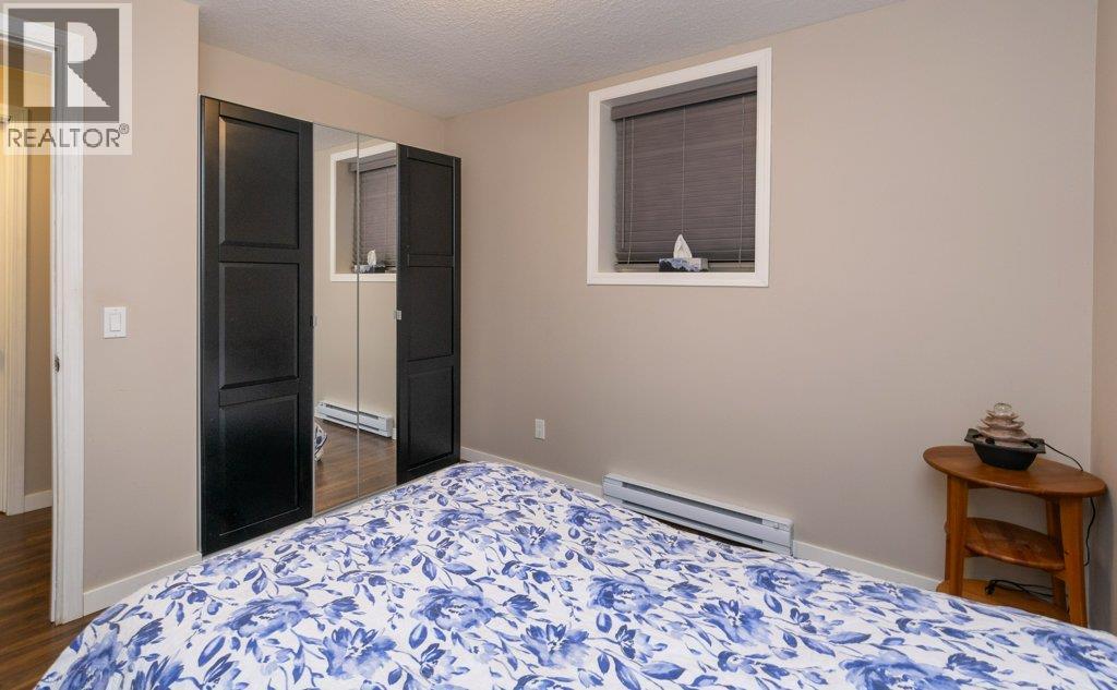 7268 ESTATE PLACE - 24