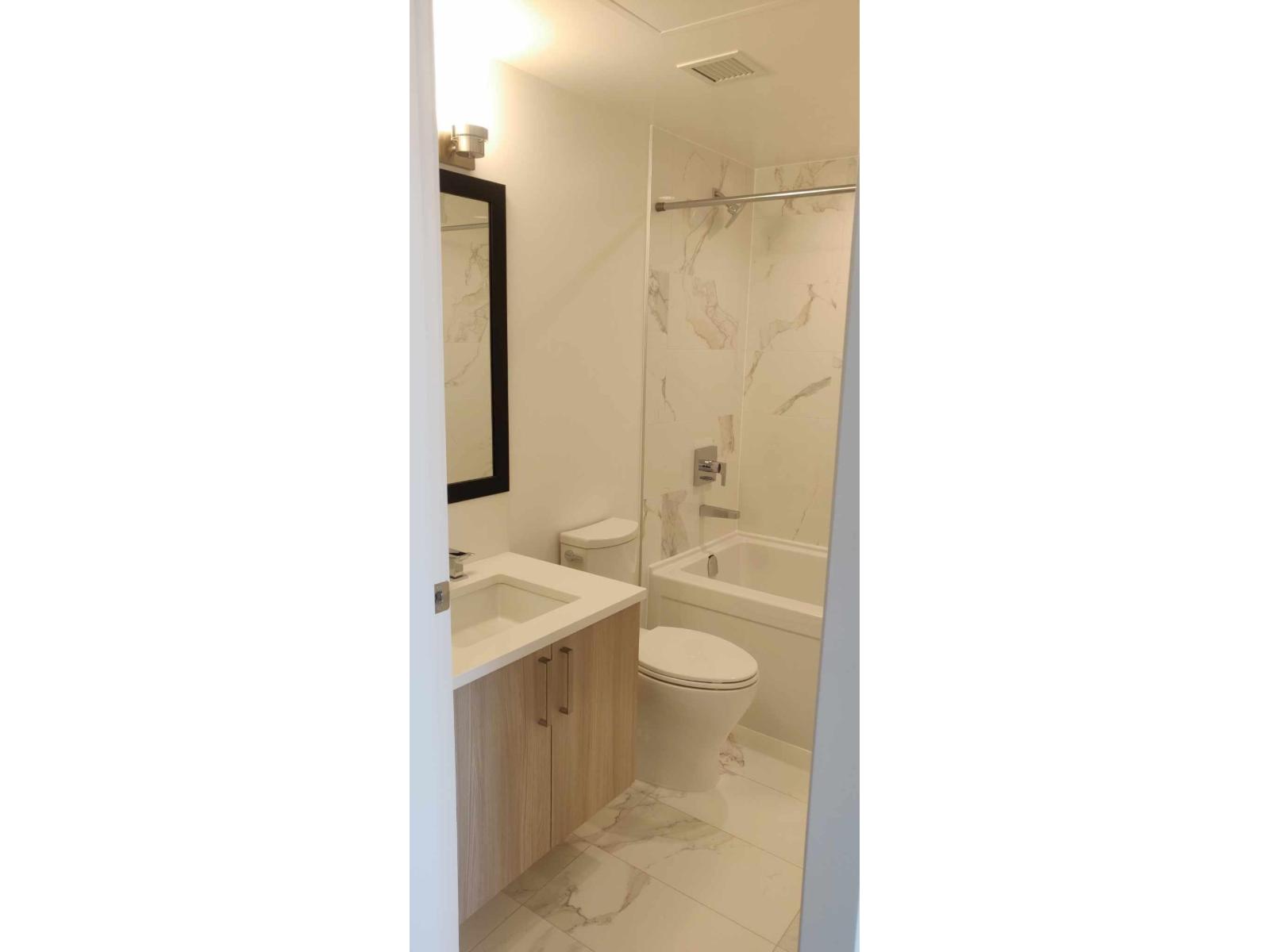 2110 13350 CENTRAL AVENUE, Surrey