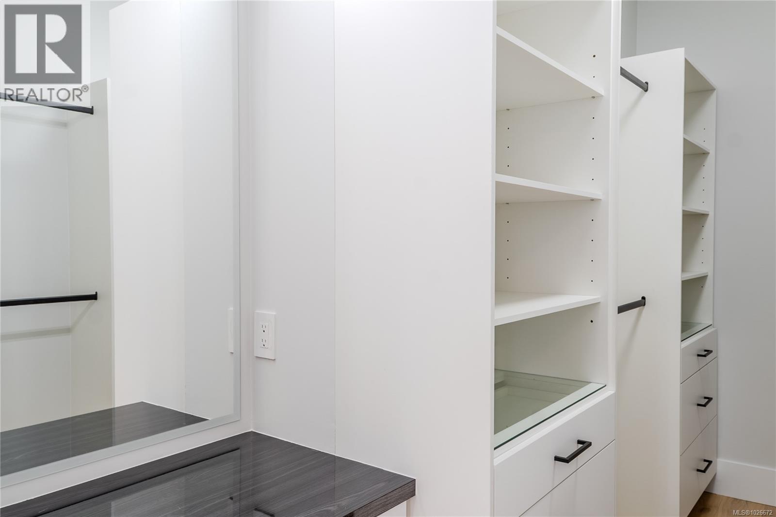 114 ABALONE PL S - 31