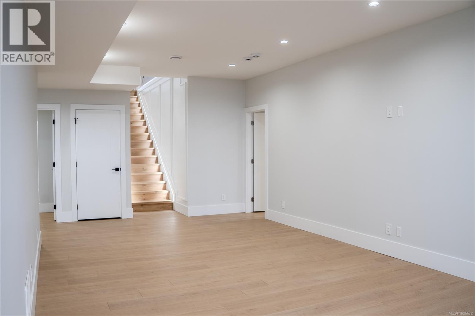 114 ABALONE PL S - 37