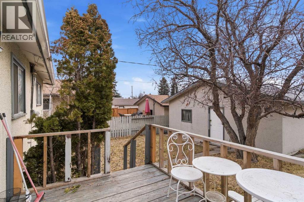 Single Family House Bi-level for Sale in   Avenue NE Marlborough Calgary 