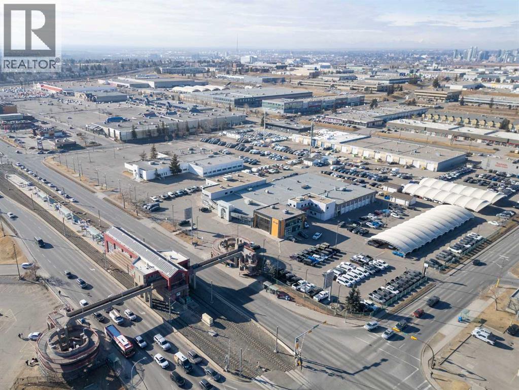 Single Family House Bi-level for Sale in   Avenue NE Marlborough Calgary 