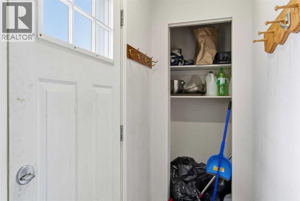 Single Family House Bi-level for Sale in   Avenue NE Marlborough Calgary 