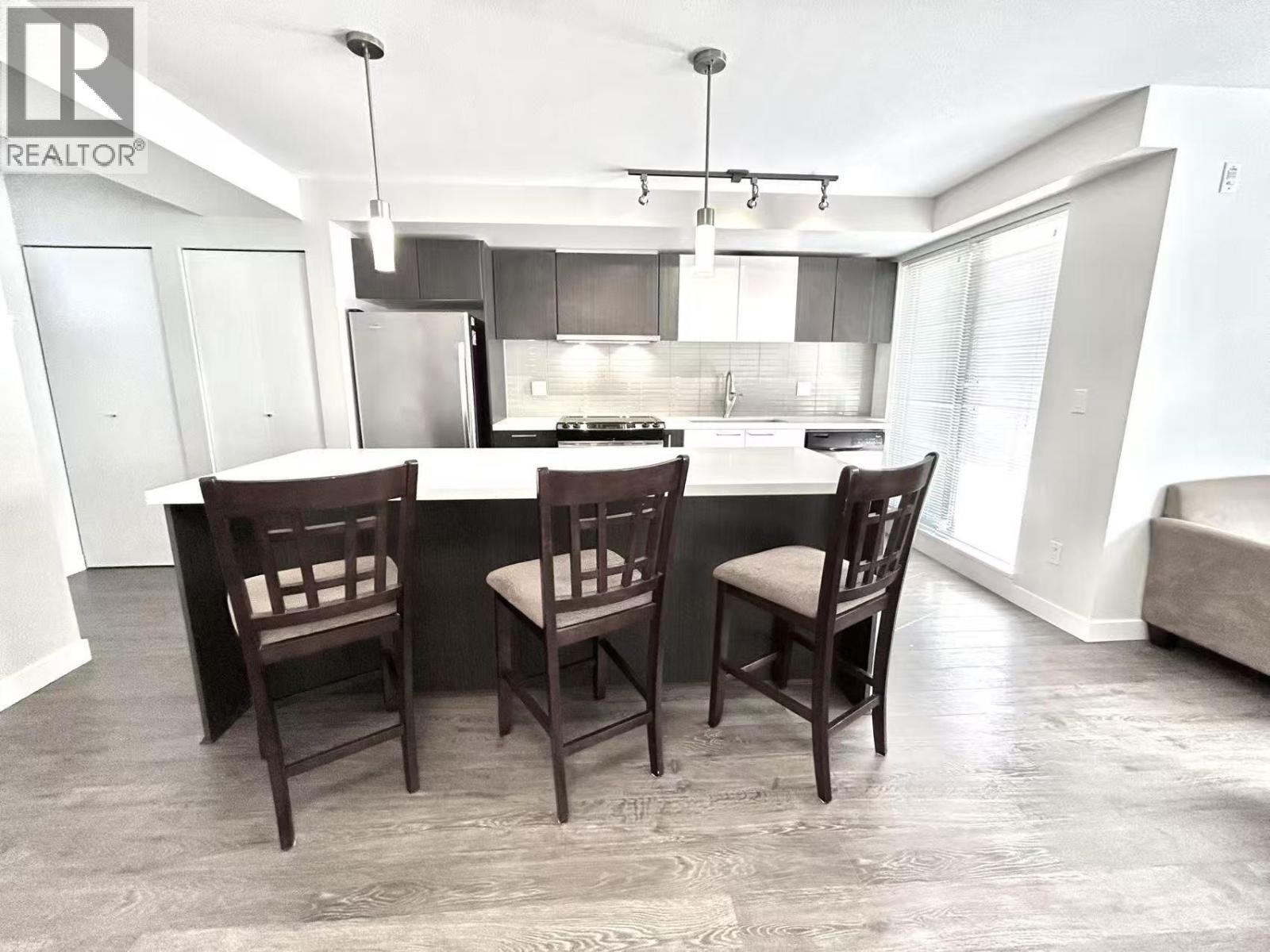 210 618 LANGSIDE Avenue - photo 2