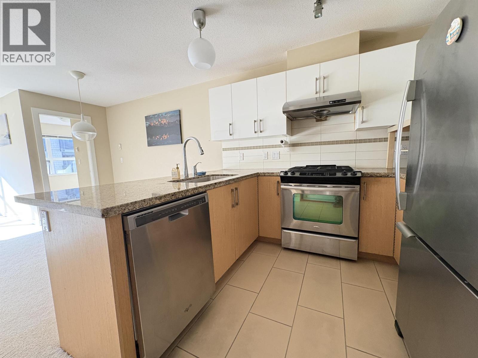 318 6800 ECKERSLEY ROAD, Richmond