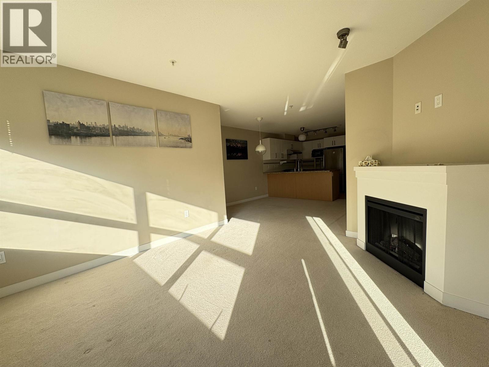 318 6800 ECKERSLEY ROAD, Richmond