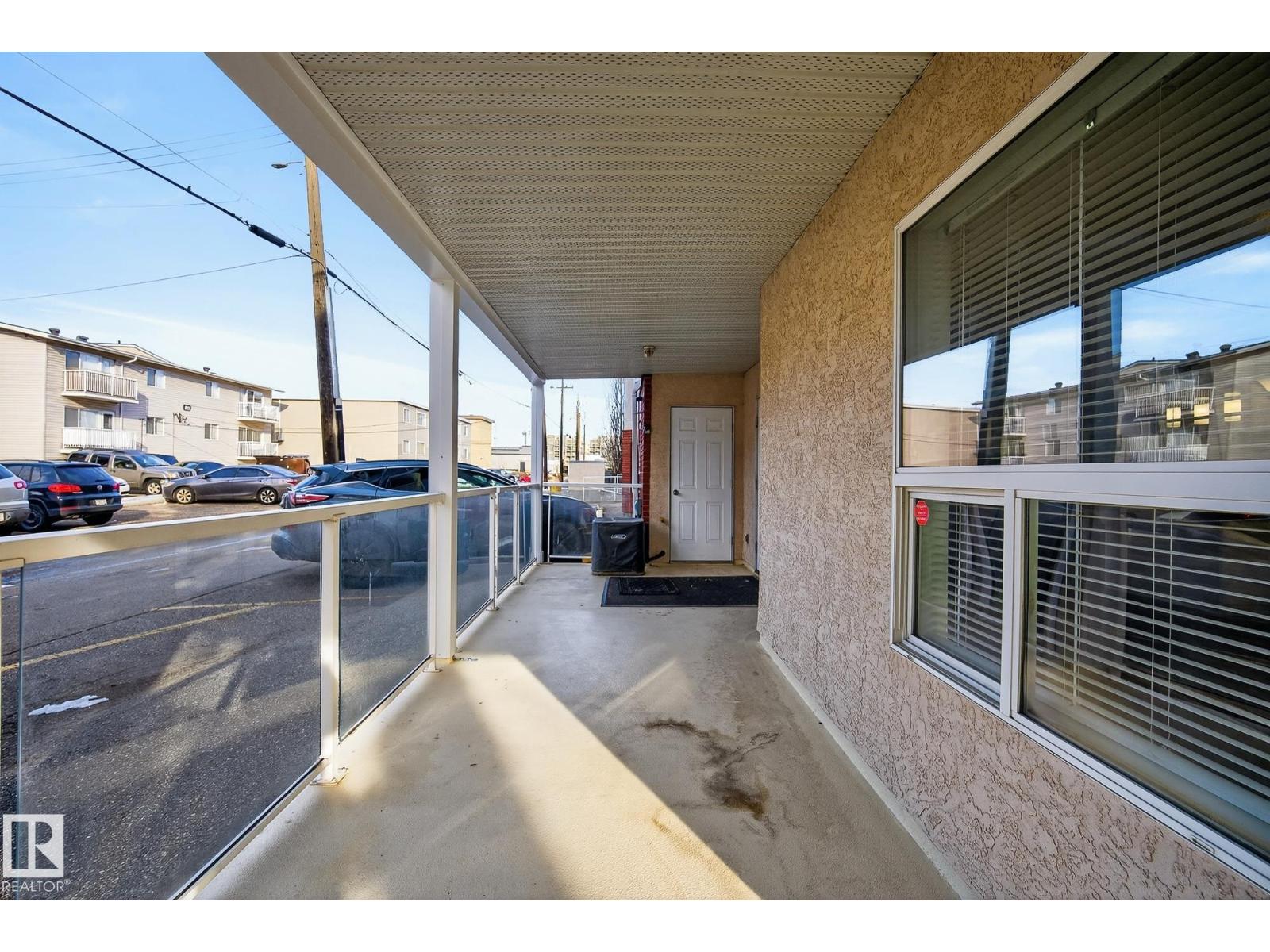 #104 10308 114 ST NW - 24