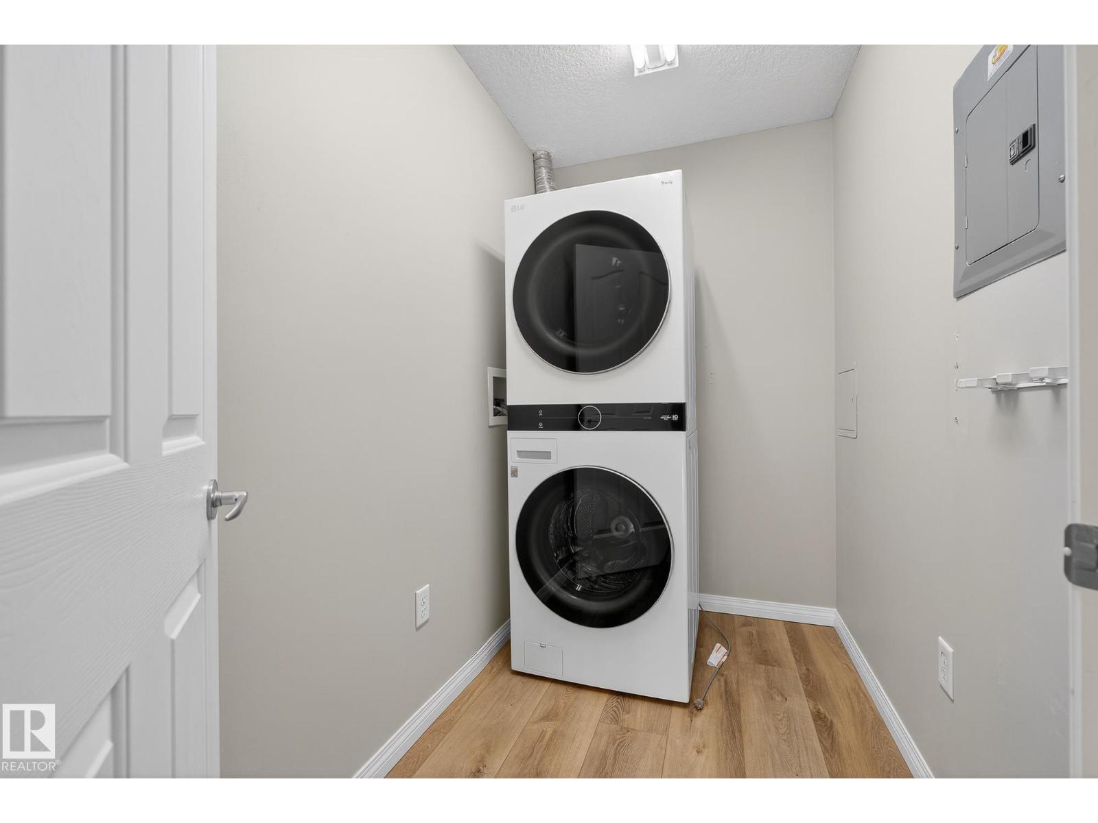 #104 10308 114 ST NW - 28