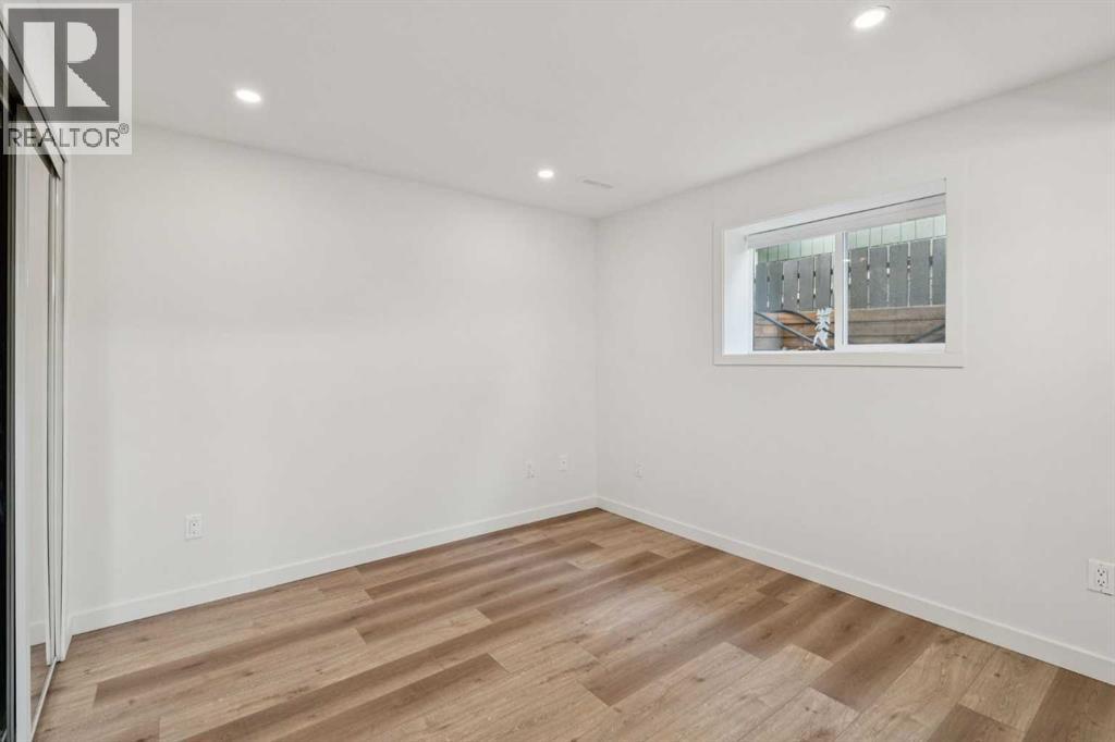 Single Family House for Sale in   Street NE Renfrew Calgary 