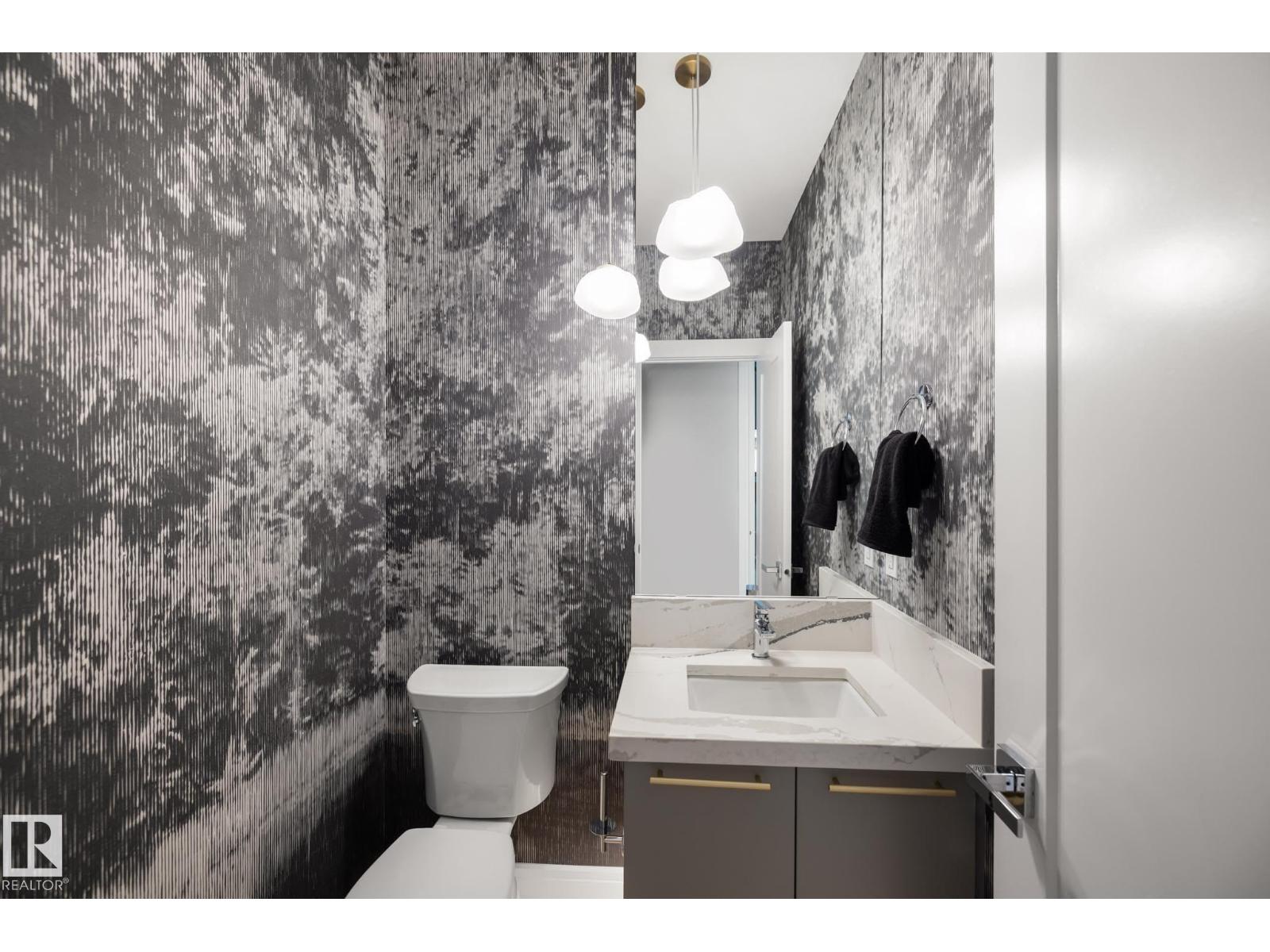 17427 7 ST NE - 21