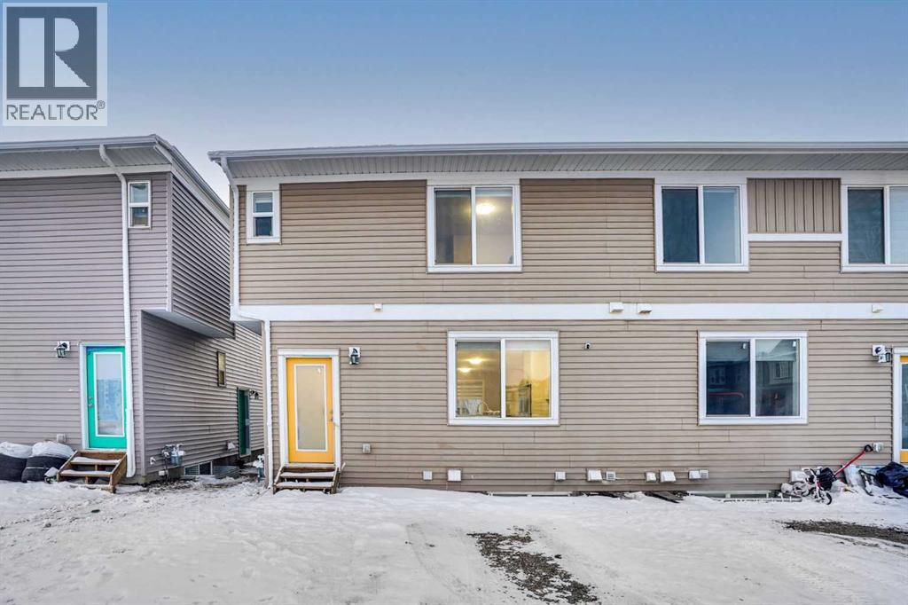 Single Family House for Sale in  Belvedere Common SE Belvedere Calgary 