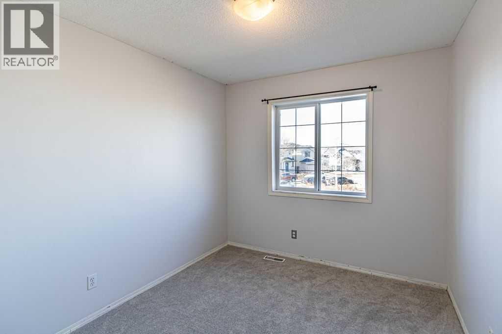 Single Family House for Sale in  Coville Gardens NE Coventry Hills Calgary 