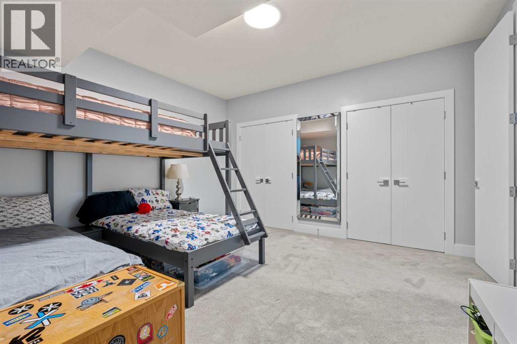 Single Family House for Sale in   Avenue NE Renfrew Calgary 