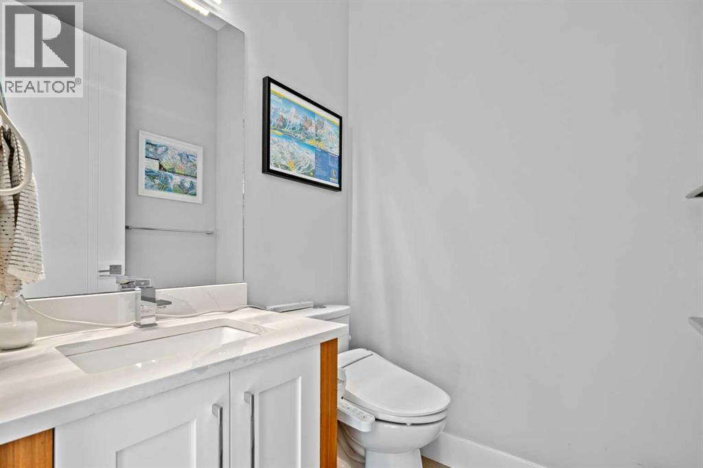 Single Family House for Sale in   Avenue NE Renfrew Calgary 