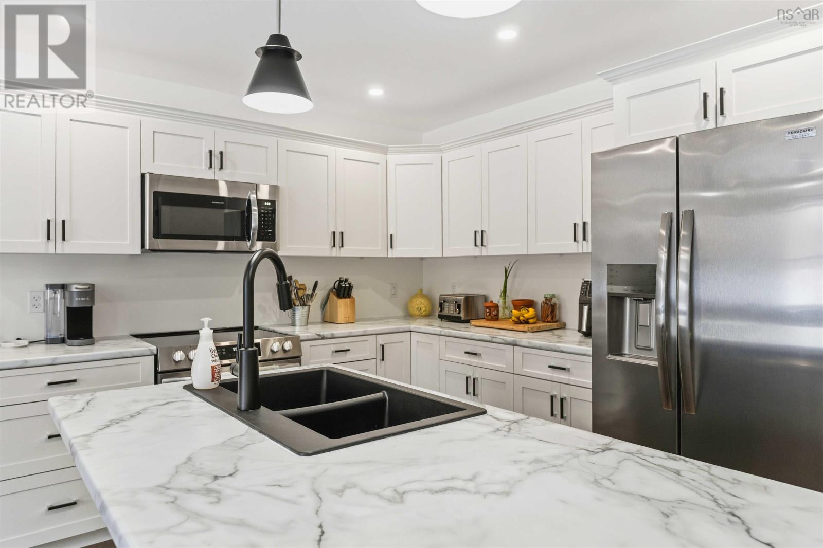 Property 18 of 51 of 1129 Percy Court