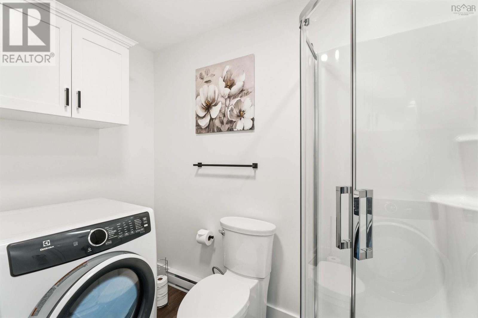 Property 32 of 51 of 1129 Percy Court