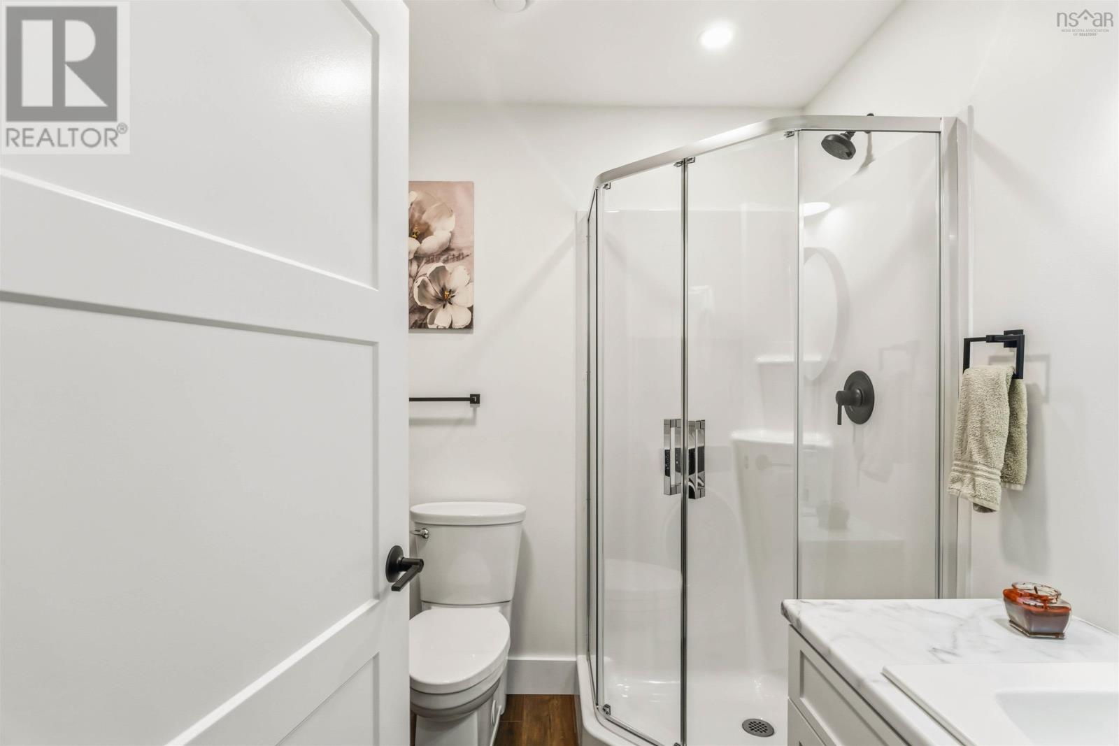 Property 30 of 51 of 1129 Percy Court