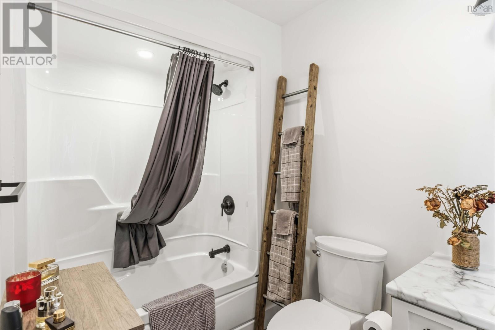 Property 38 of 51 of 1129 Percy Court