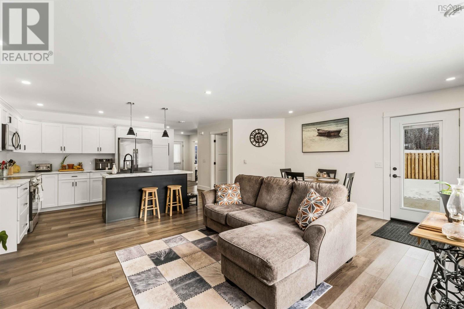 Property 8 of 51 of 1129 Percy Court