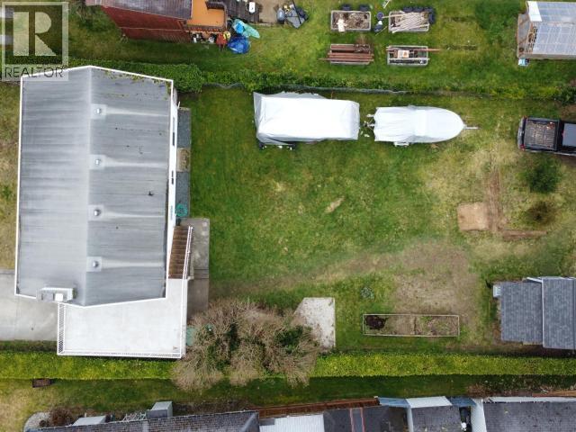 6635 DRAKE STREET, Powell River