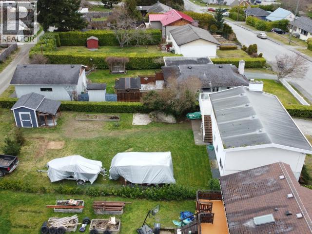 6635 DRAKE STREET, Powell River