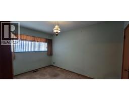 712 Townley Street, Coquitlam, BC V3J4N1 Photo 7