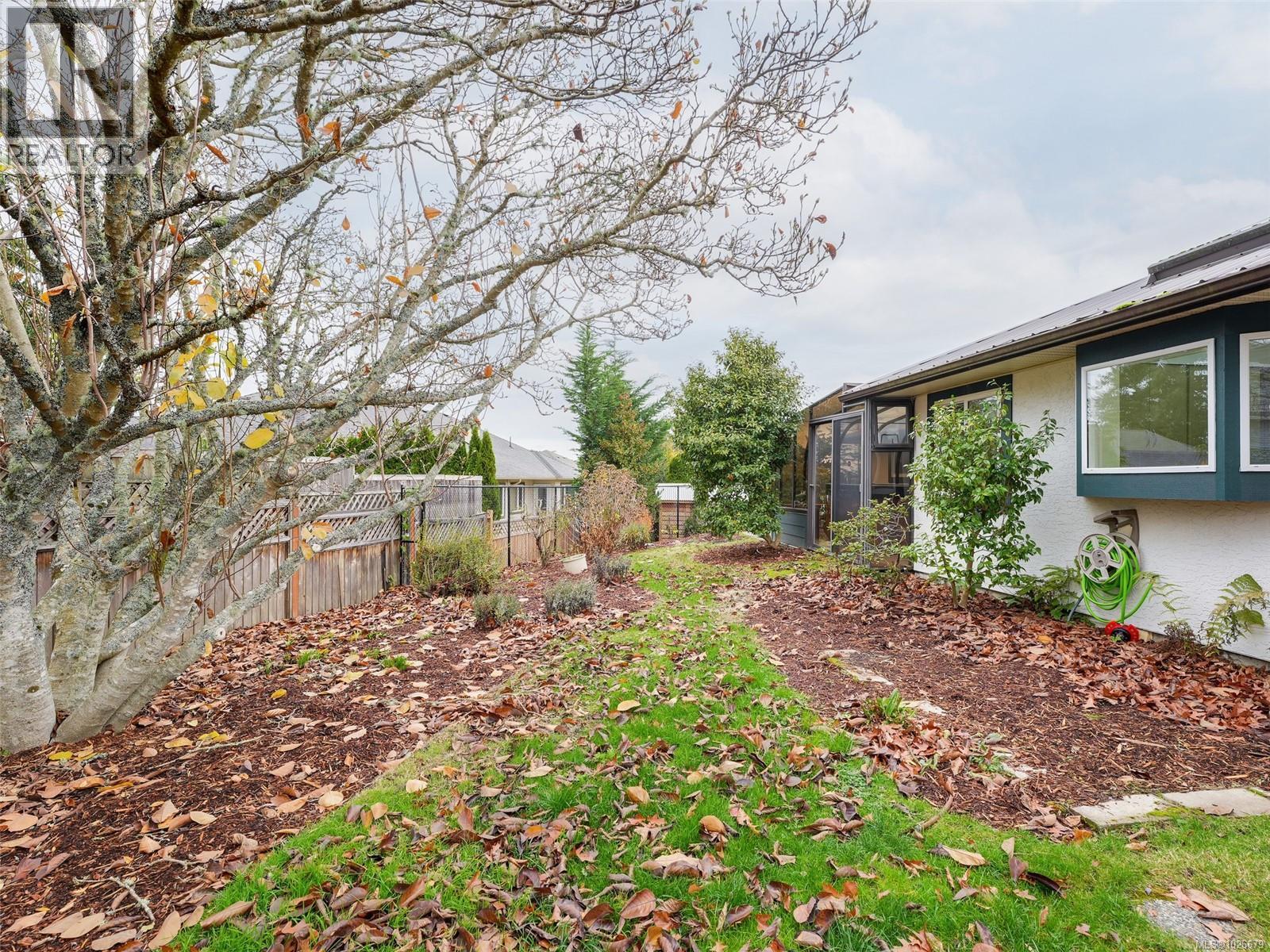 4220 Wakefield Pl, Saanich