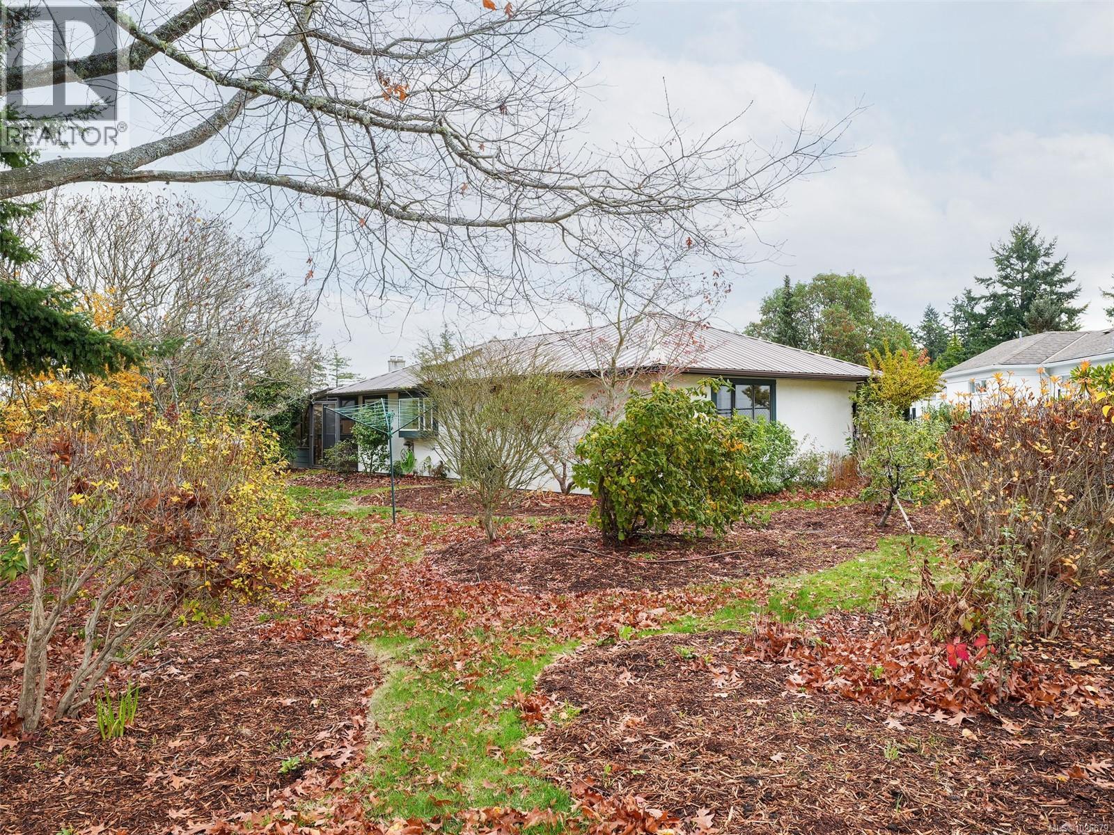 4220 Wakefield Pl, Saanich