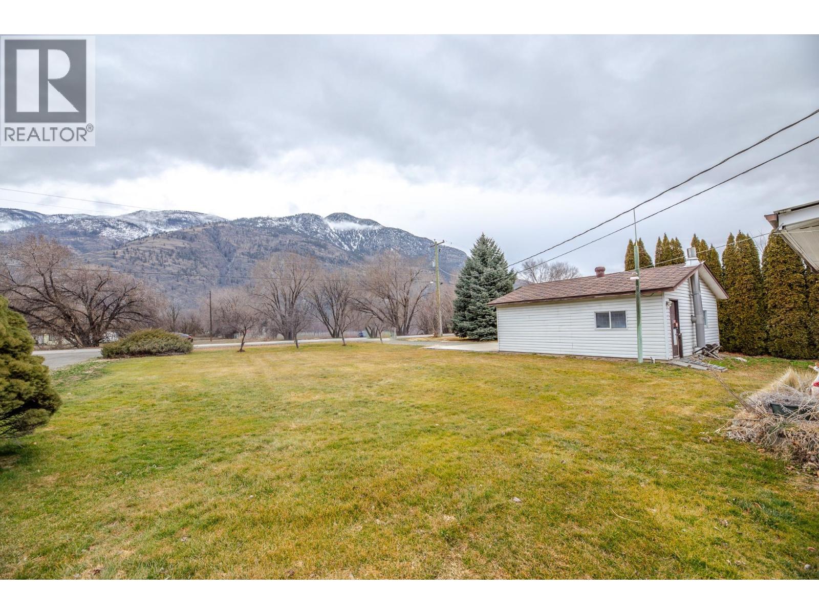2096 Main Street, Cawston