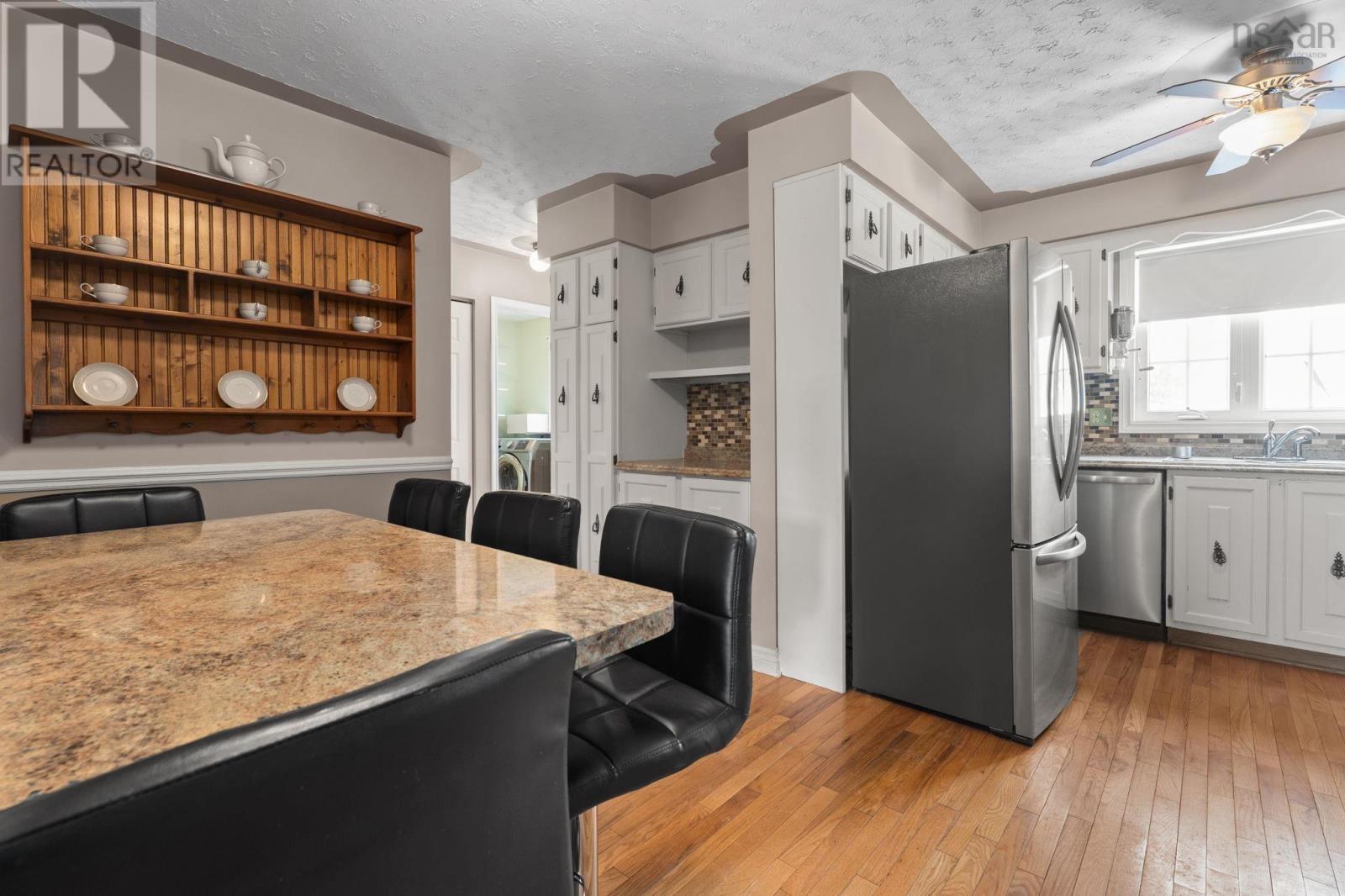 Property 17 of 49 of 62 Flagstone Drive