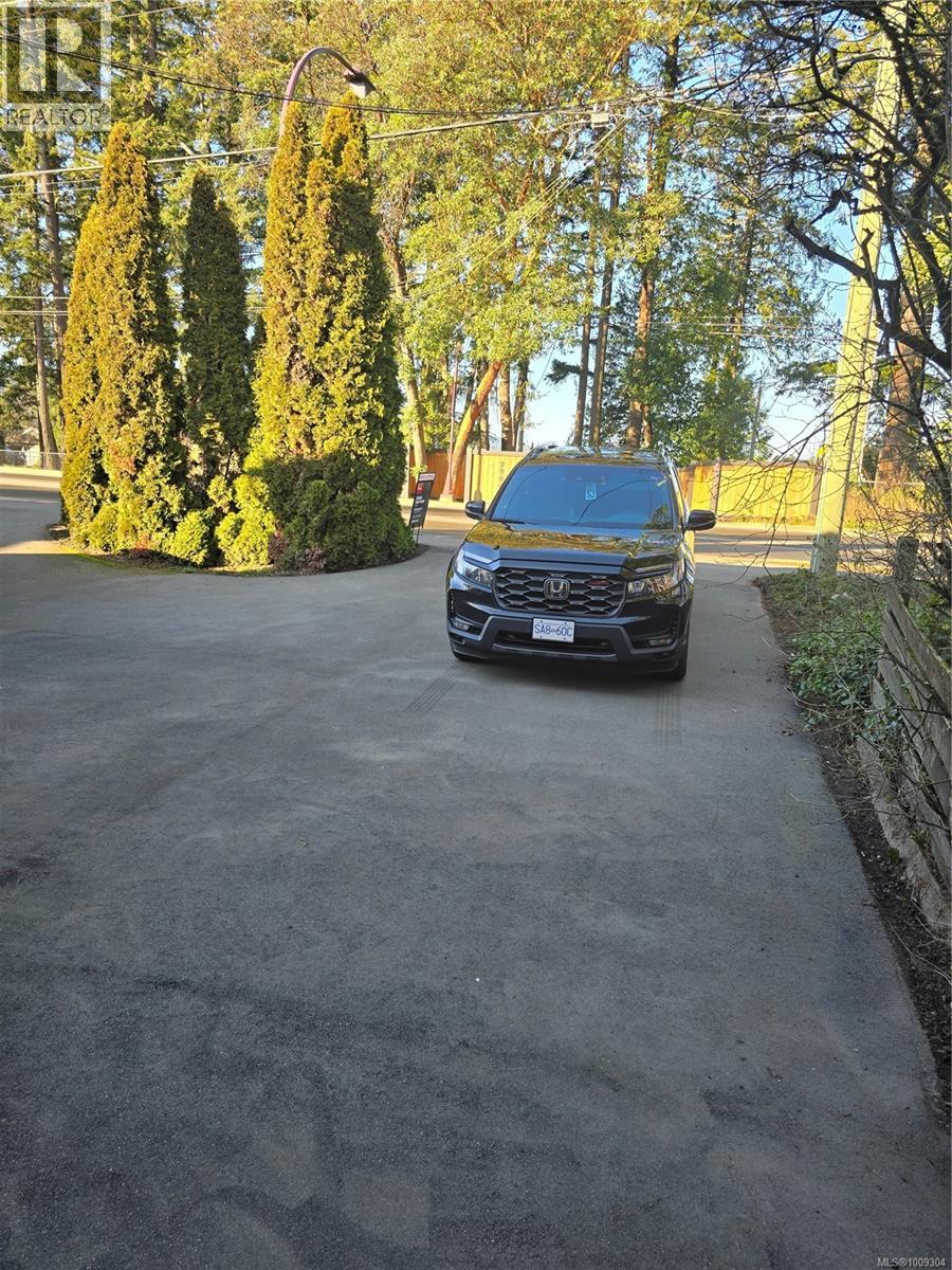  2905 LEIGH Road, Langford