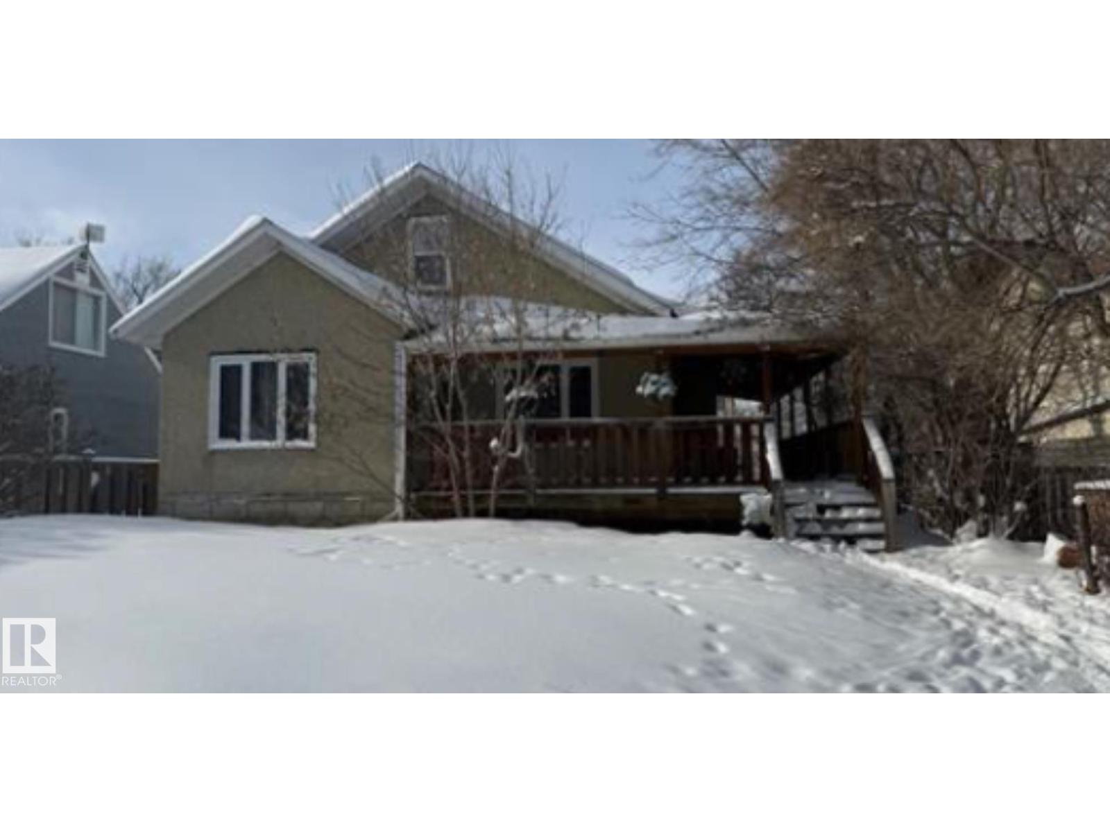 4907 42 STREET - 1