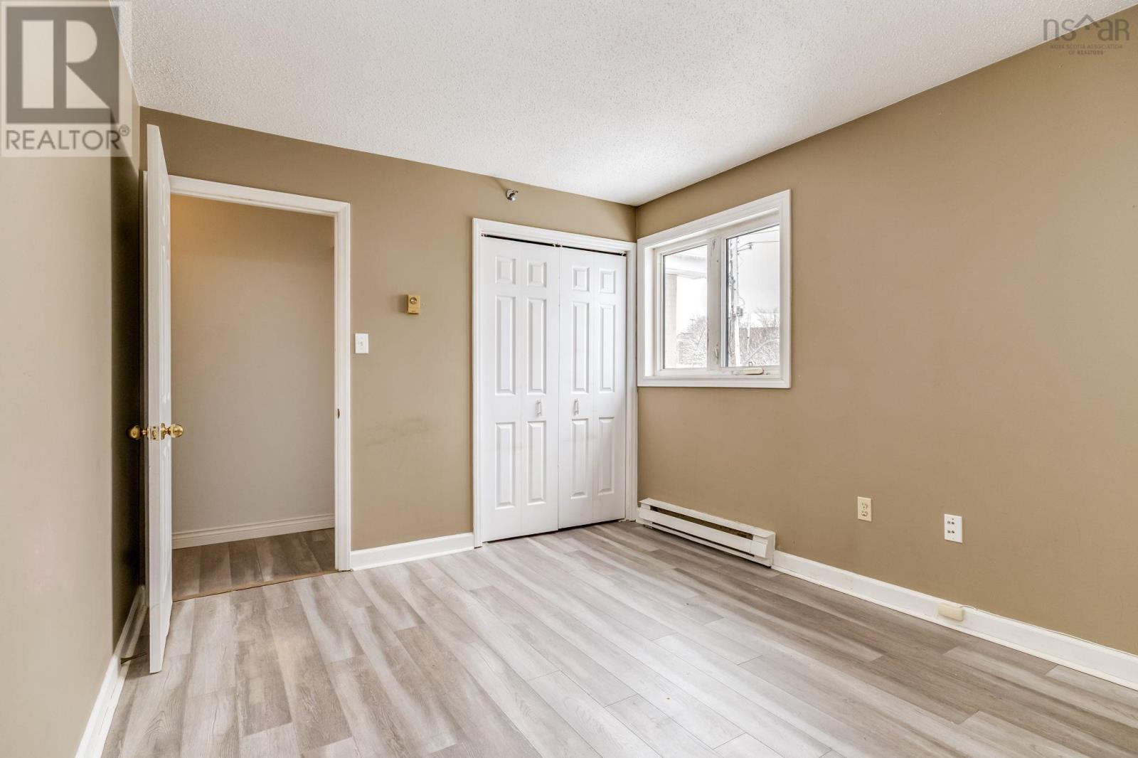 Property 22 of 41 of 306 110 Farnham Gate Road