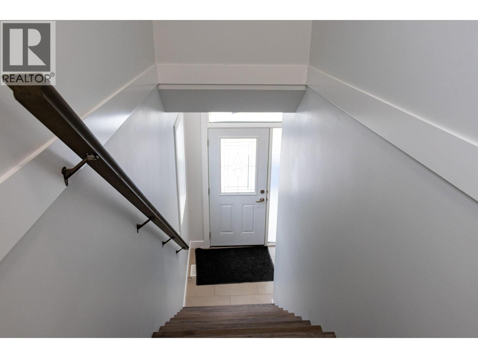8423 81 STREET - 17