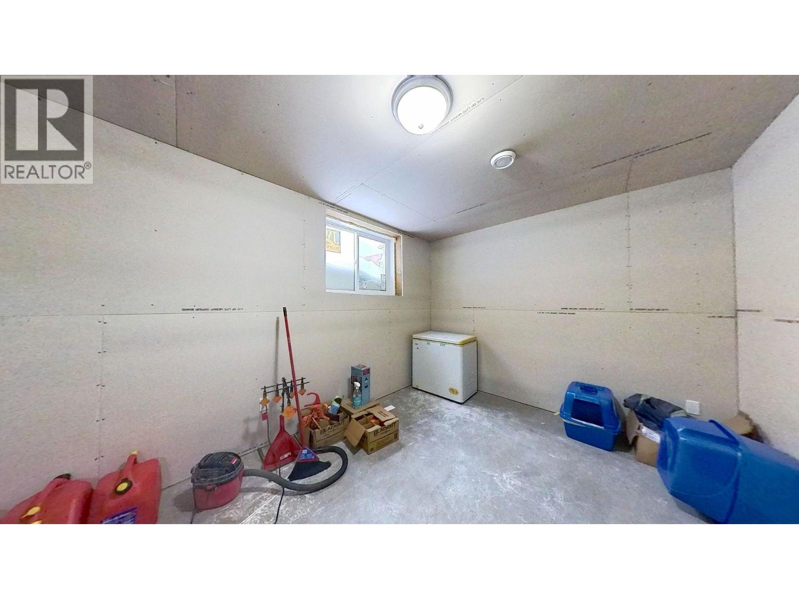 8423 81 STREET - 37
