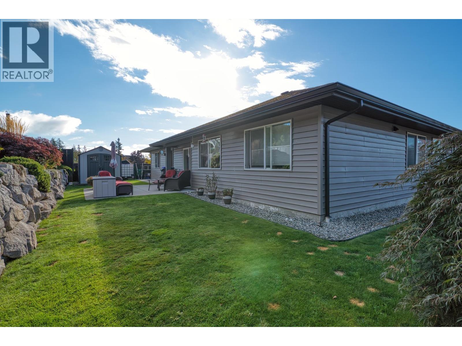 6252 ORACLE ROAD, Sechelt