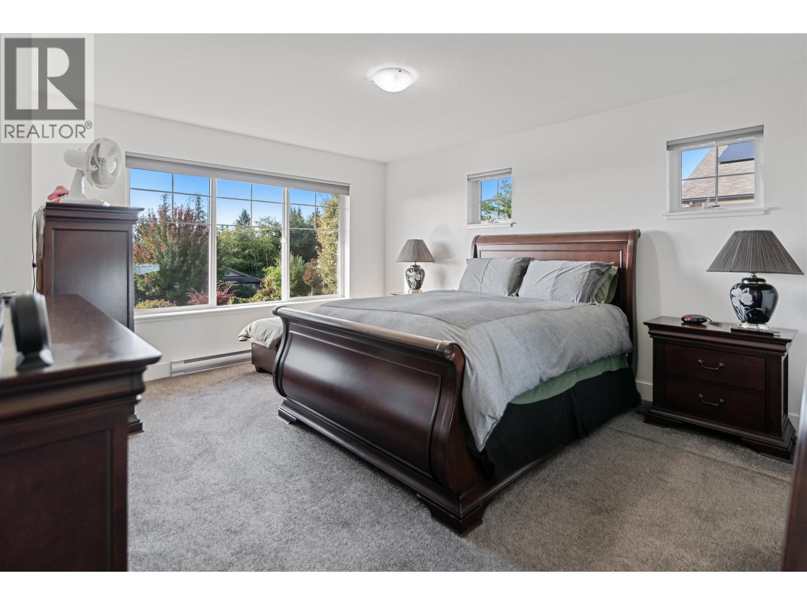 6252 ORACLE ROAD, Sechelt