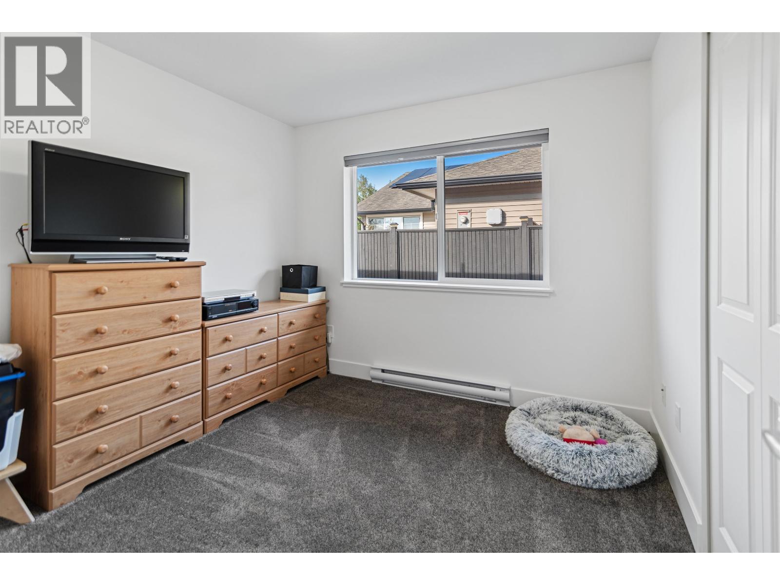 6252 ORACLE ROAD, Sechelt