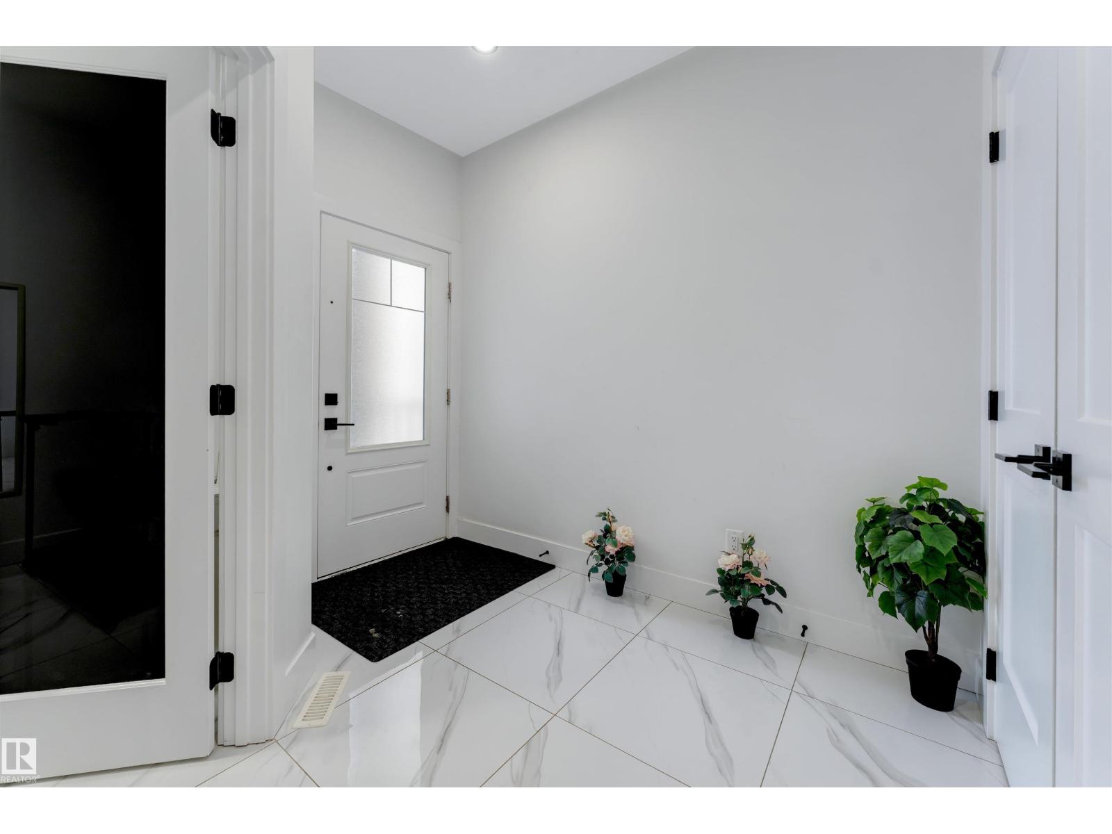 4371 37 ST - 54