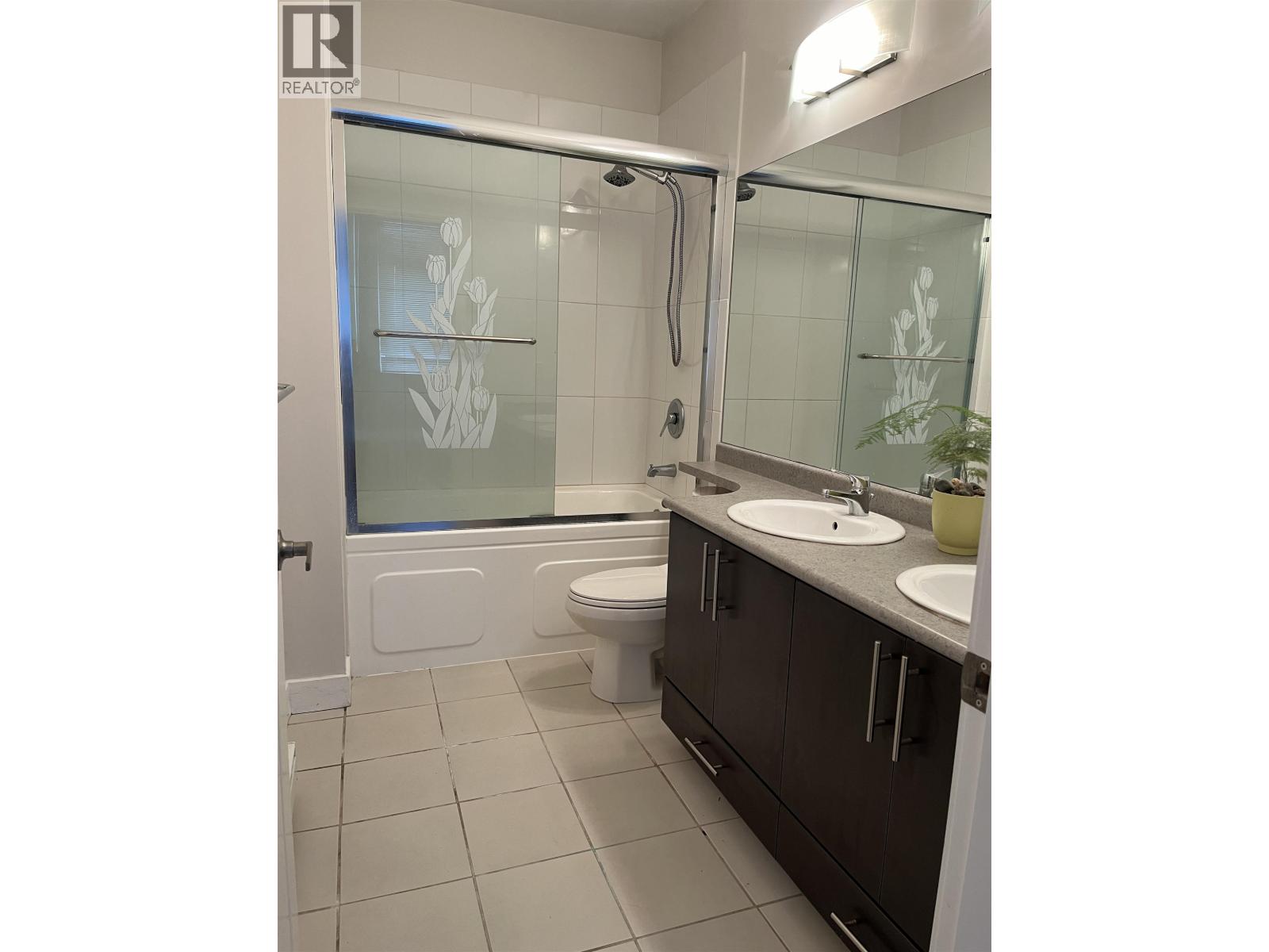 204 5649 KING'S ROAD ROAD, Vancouver