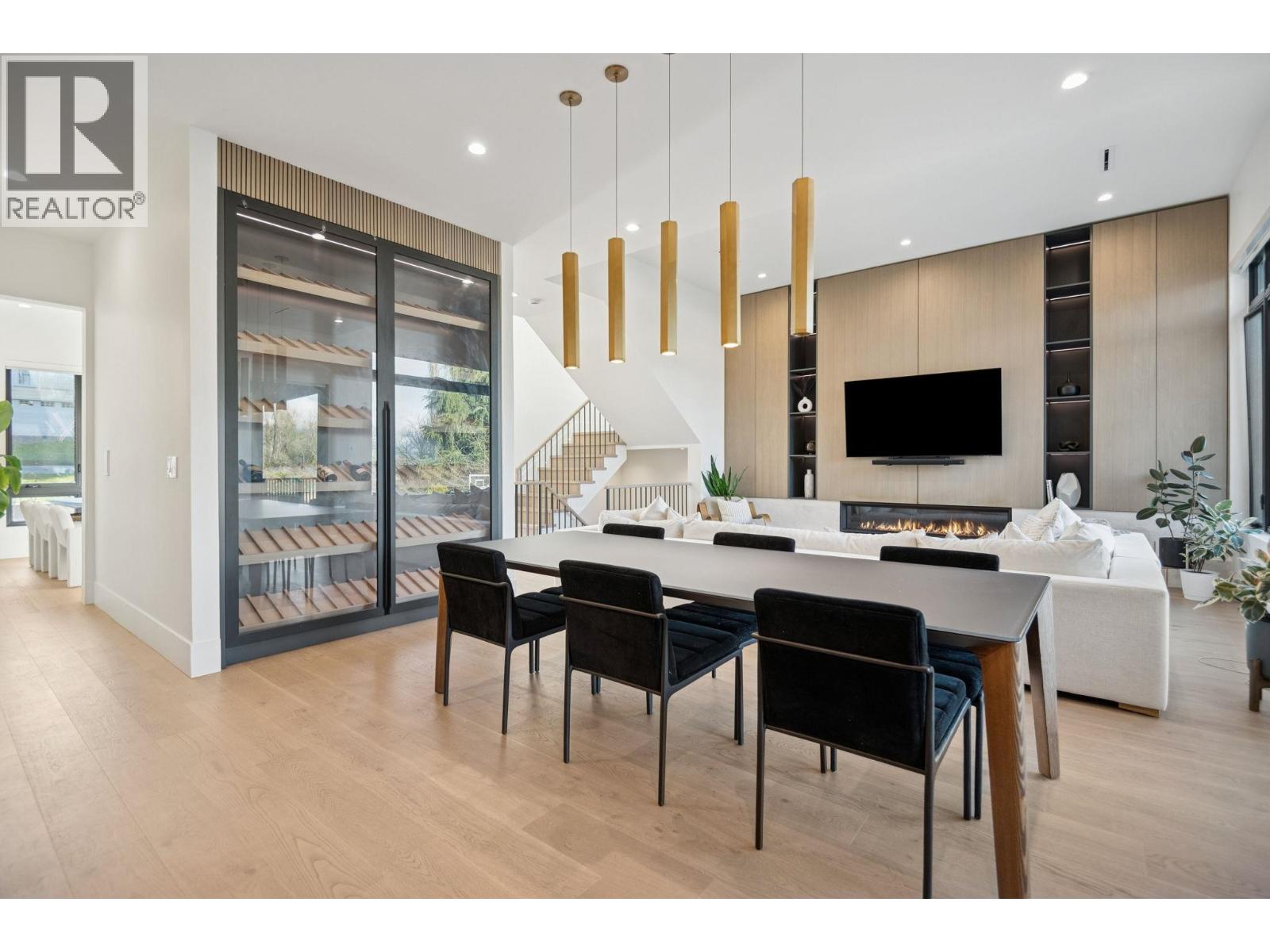 7961 BURNFIELD CRESCENT, Burnaby