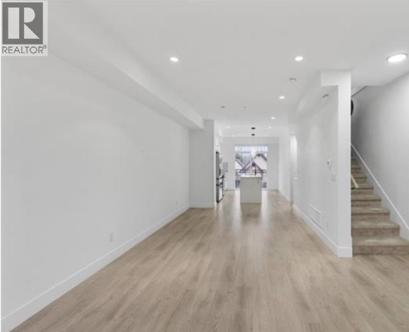 5 23108 LOUGHEED HIGHWAY, Maple Ridge