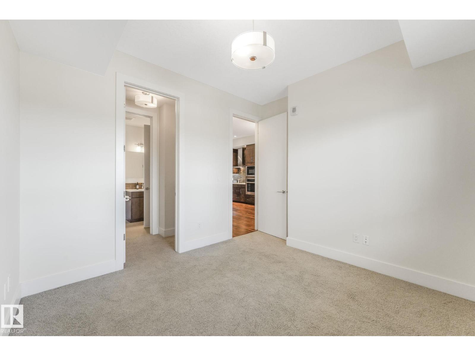 #814 200 BELLEROSE DR, St. Albert